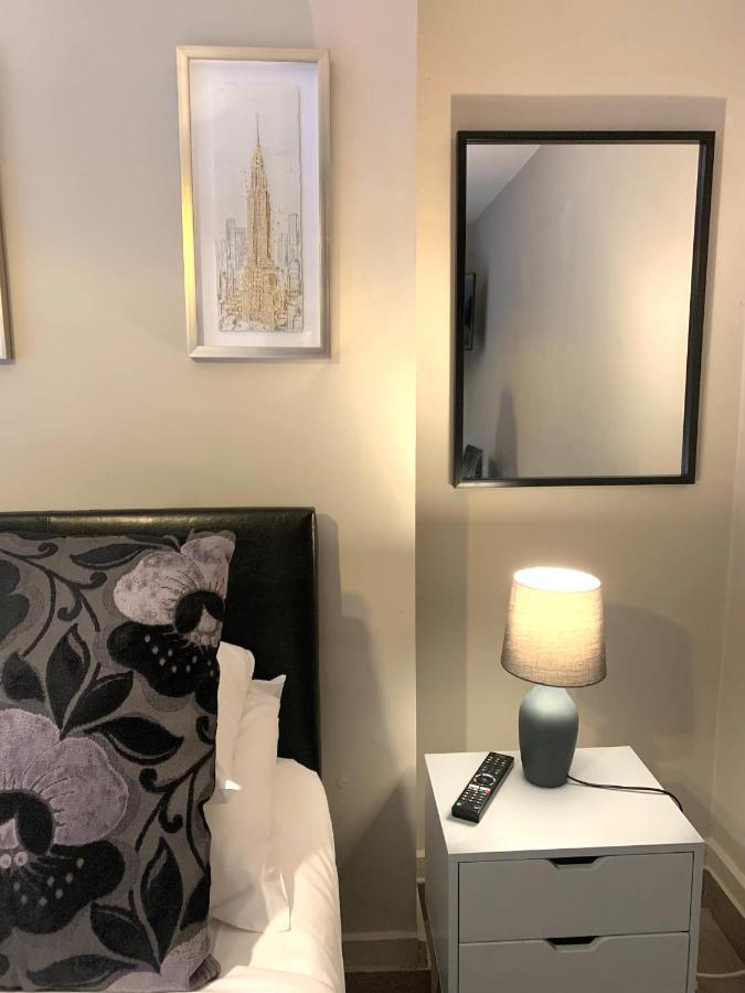 Central City Garden Apartment คาร์ดิฟฟ์ ภายนอก รูปภาพ